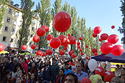 "Blow Up | Schwabing macht die Welle" Großes Kunsthappening mit 188 Riesenballons (80 - 160 cm) auf dem Corso Leopold am Samstag um 18.18 Uhr  (Foto: Martin Schmitz)